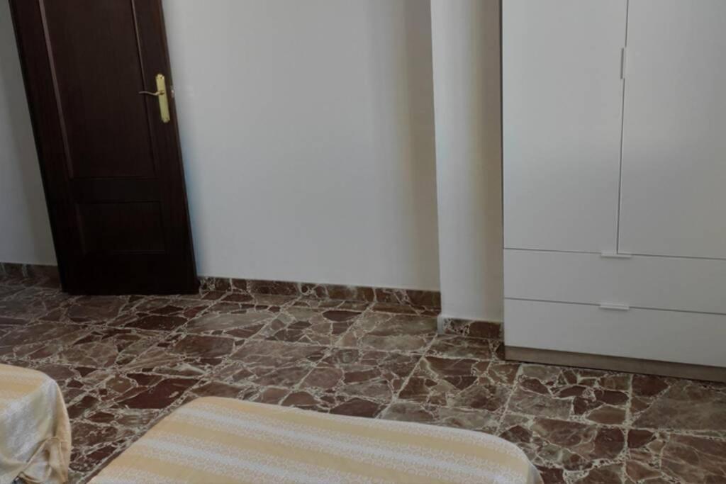 Lucena-Piso Amplio Y Luminoso Apartment ภายนอก รูปภาพ